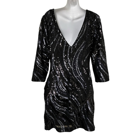 Express Black & Silver Sequin Mini Dress 3/4 Sleeves Deep V Cut Out Back - Picture 3 of 12